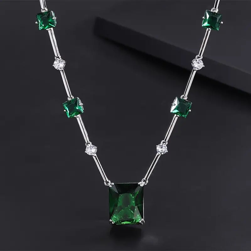 Daphira Verelune Jewelry Set | Gold